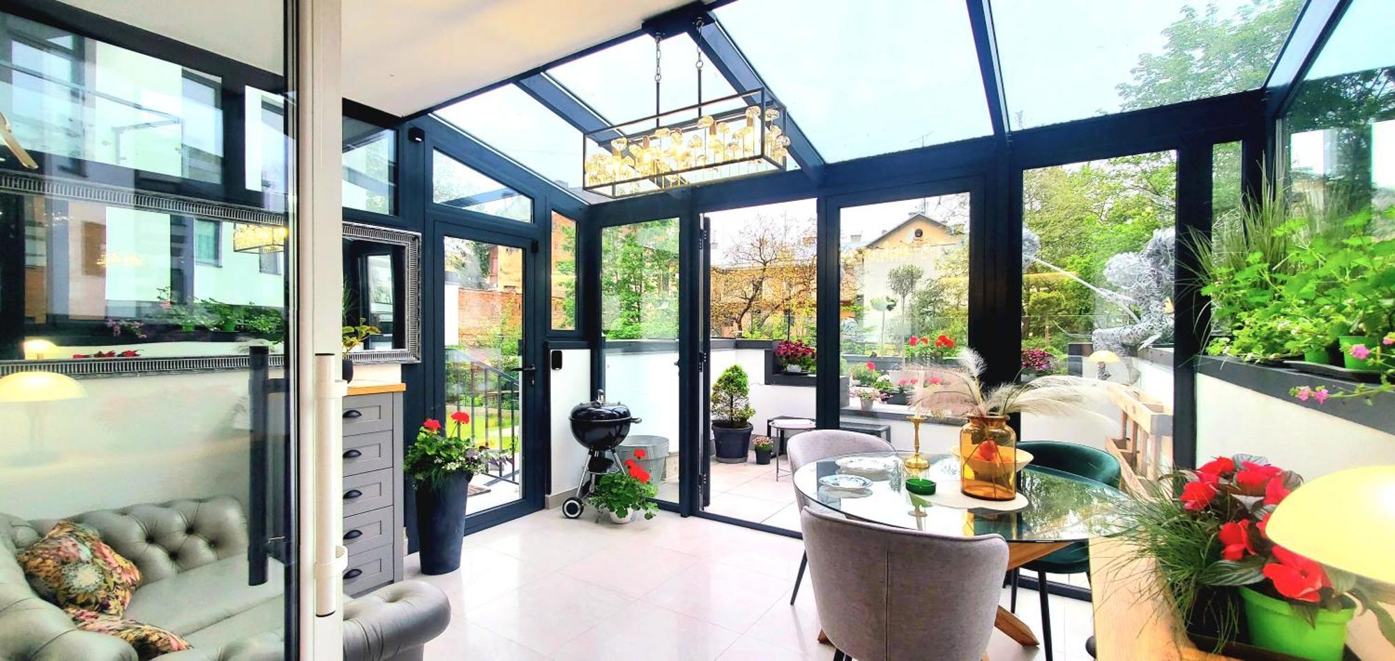 Apart-terrace On Baker Street Apartment *