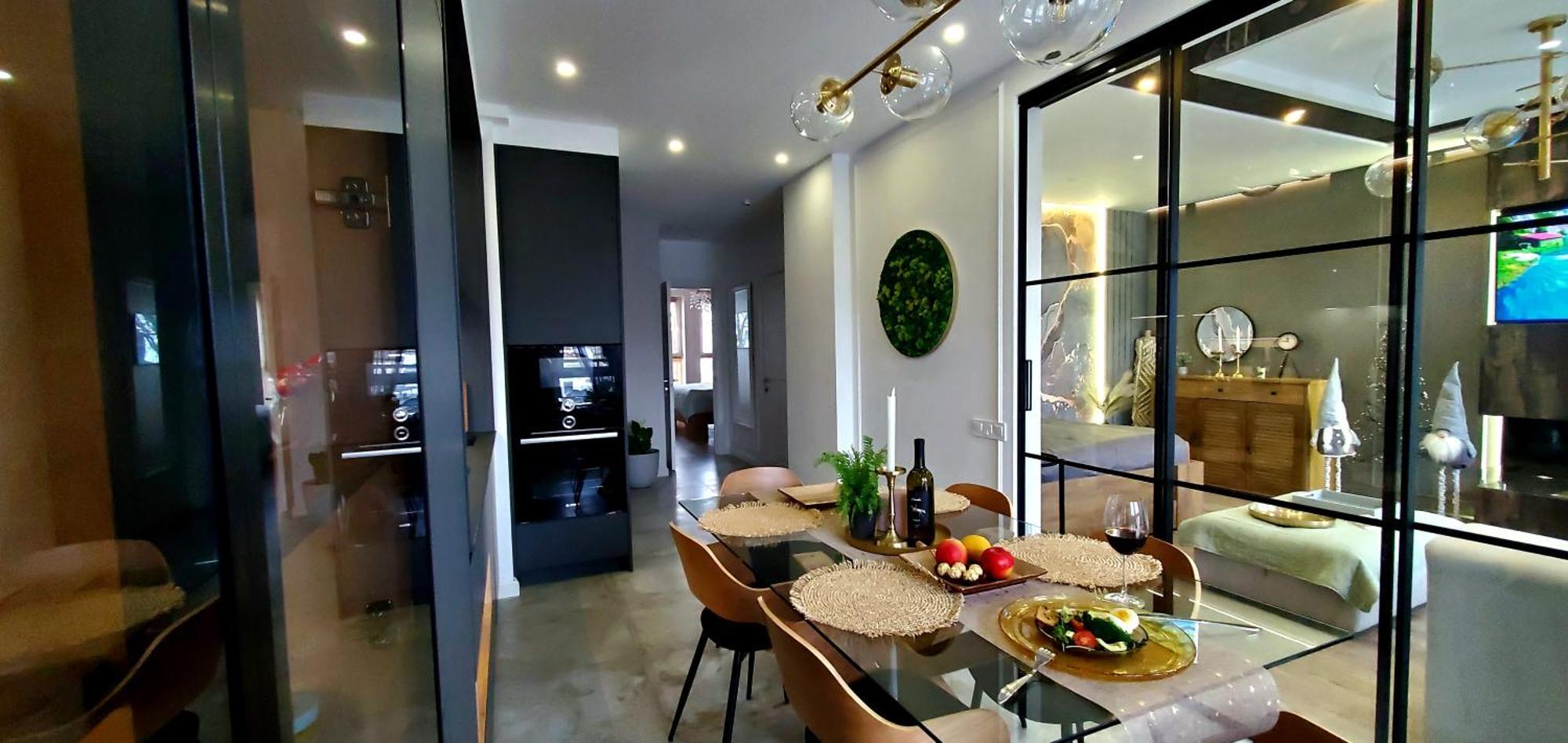 Apart-terrace On Baker Street Apartment