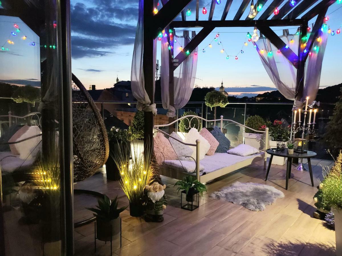 Apart-terrace On Baker Street Apartment *