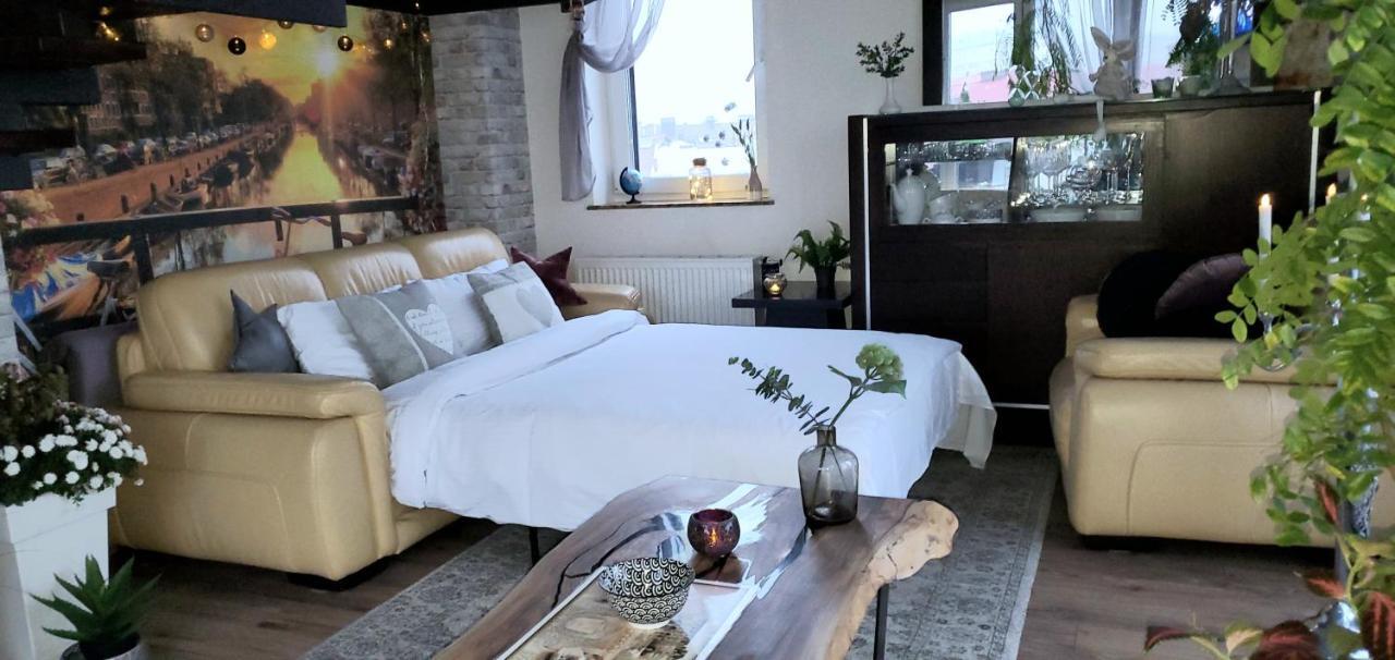 Apart-terrace On Baker Street Apartment