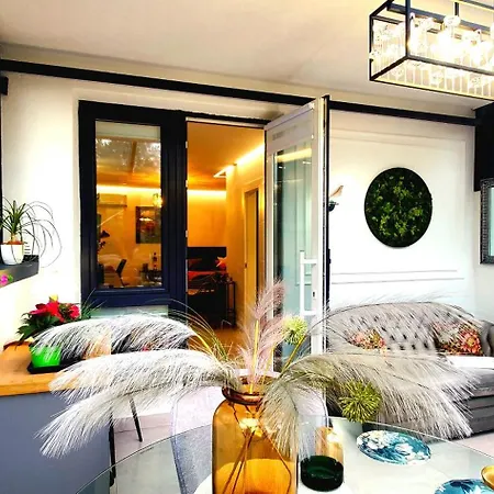Apart-Terrace On Baker Street Lviv Exterior photo