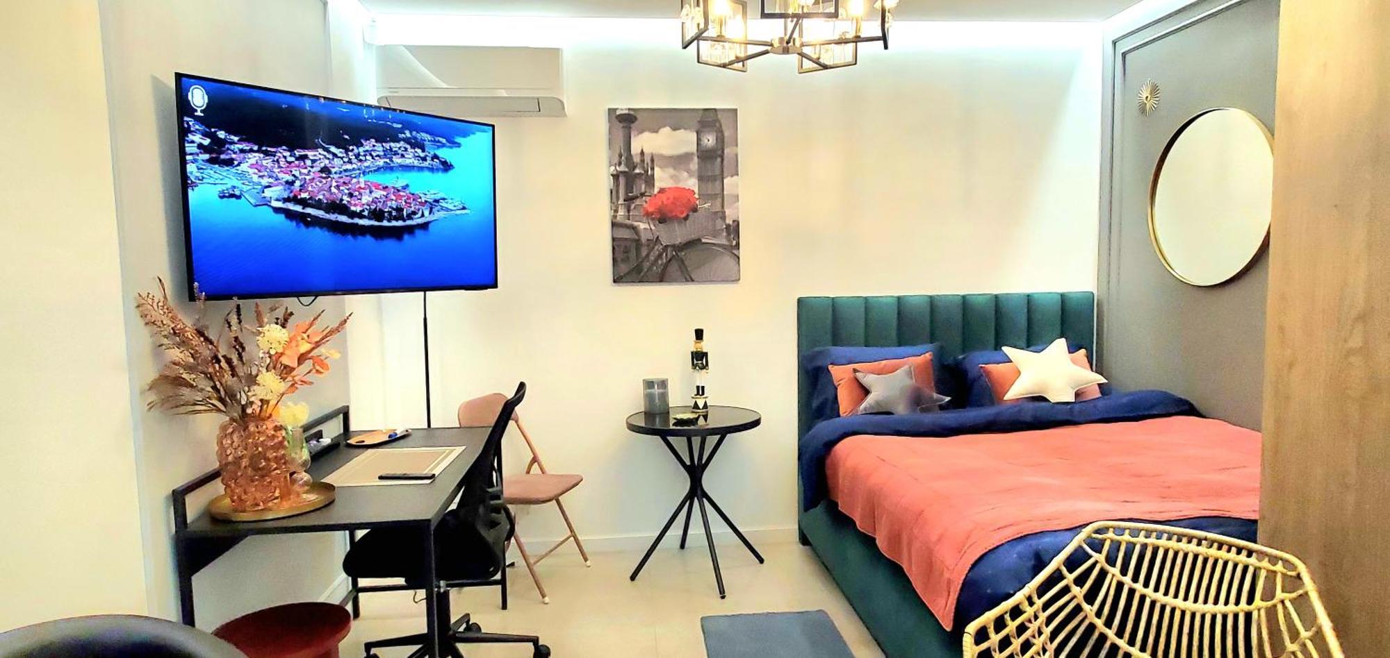 Apart-terrace On Baker Street Apartment